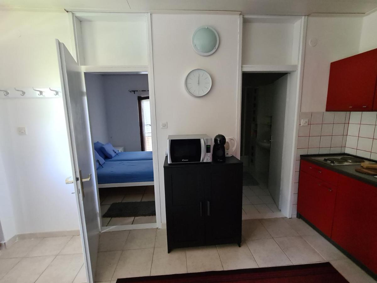Apartman Tamy Malinska Buitenkant foto