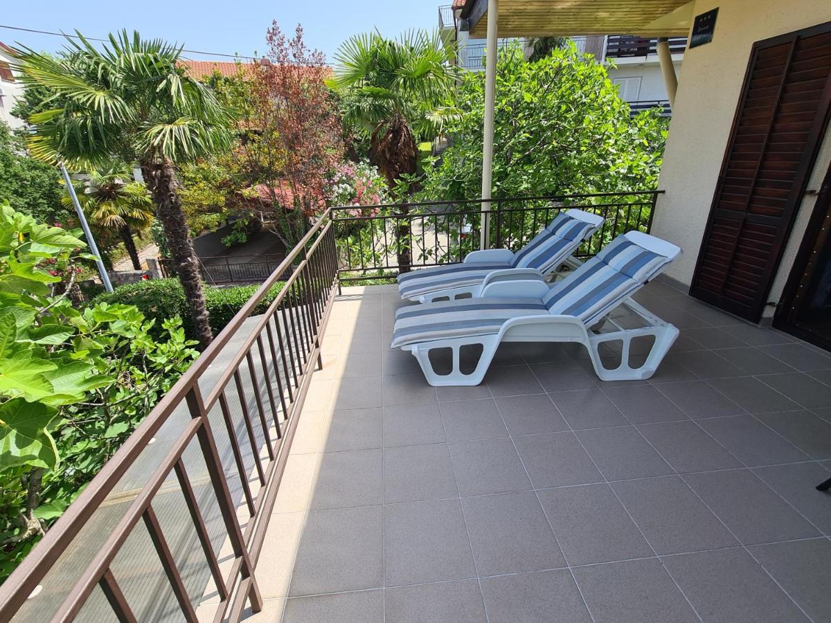 Apartman Tamy Malinska Buitenkant foto